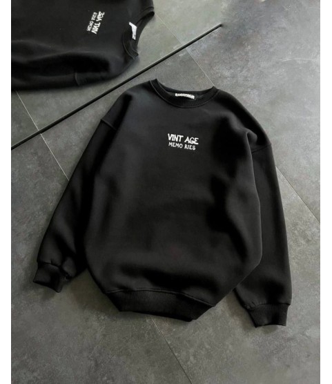 Bisiklet Yaka Üç İplik Baskılı Oversize SweatShirt - Siyah Bisiklet Yaka Üç İplik Baskılı Oversize SweatShirt - Siyah