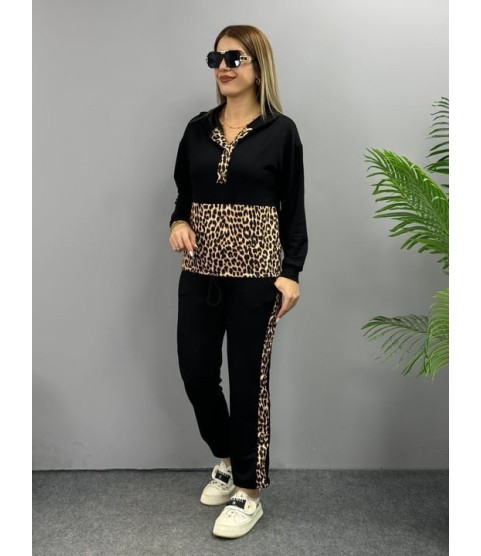 Kadın Uzun Kollu Leopar Detay Sweat Ve Yanı Leopar şerit Detay Pantolon Ikili Takım Kadın Uzun Kollu Leopar Detay Sweat Ve Yanı Leopar şerit Detay Pantolon Ikili Takım