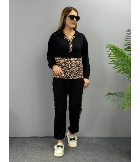 Kadın Uzun Kollu Leopar Detay Sweat Ve Yanı Leopar şerit Detay Pantolon Ikili Takım Kadın Uzun Kollu Leopar Detay Sweat Ve Yanı Leopar şerit Detay Pantolon Ikili Takım