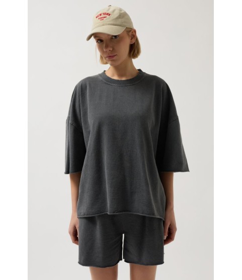 Oversize Lazer Kesim Bisiklet Yaka T-Shirt