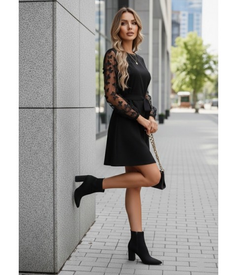 Kadın Uzun Kollu Bisiklet Yaka Kollar Tül Kelebek Detaylı Ithal Krep Elbise Kadın Uzun Kollu Bisiklet Yaka Kollar Tül Kelebek Detaylı Ithal Krep Elbise