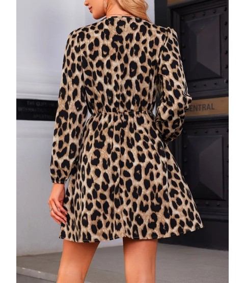 Kadın Uzun Kollu Kruvaze Yaka Kemerli Desenli Mini Leopar Elbise