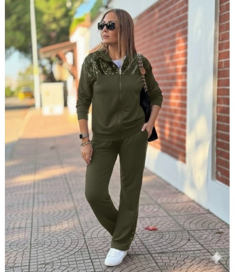Kadın Uzun Kollu önden Fermuarlı Pul Payetli Alt üst Viskon Iki Iplik Takım Kadın Uzun Kollu önden Fermuarlı Pul Payetli Alt üst Viskon Iki Iplik Takım