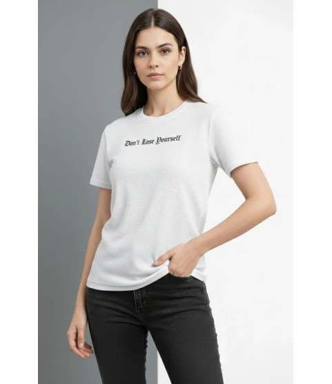 Wafıl Kumaş Tişört Regular Kalıp Bisiklet Yaka Baskılı Günlük Basic T-Shirt - Beyaz Wafıl Kumaş Tişört Regular Kalıp Bisiklet Yaka Baskılı Günlük Basic T-Shirt - Beyaz