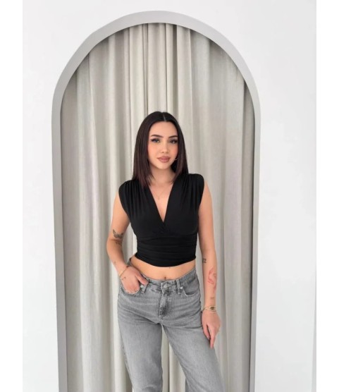 Vatkalı Kolsuz V Yaka Drapeli Crop Bluz Likralı Fit - Siyah Vatkalı Kolsuz V Yaka Drapeli Crop Bluz Likralı Fit - Siyah