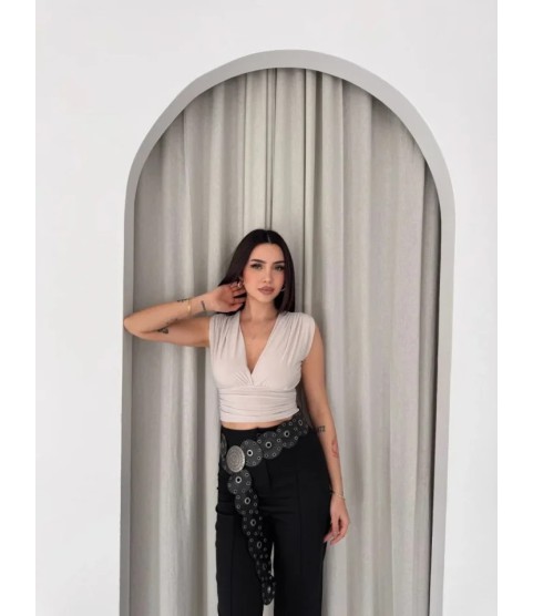 Vatkalı Kolsuz V Yaka Drapeli Crop Bluz Likralı Fit - Boyalı Gri Vatkalı Kolsuz V Yaka Drapeli Crop Bluz Likralı Fit - Boyalı Gri