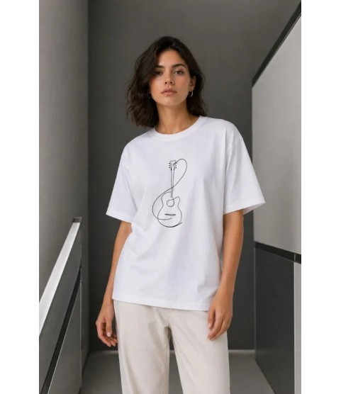 Minimal Gitar Baskılı Tişört T-Shirt Yazlık Kısa Kol Bisiklet Yaka T-Shirt - Beyaz Minimal Gitar Baskılı Tişört T-Shirt Yazlık Kısa Kol Bisiklet Yaka T-Shirt - Beyaz