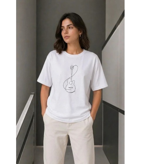 Minimal Gitar Baskılı Tişört T-Shirt Yazlık Kısa Kol Bisiklet Yaka T-Shirt - Beyaz Minimal Gitar Baskılı Tişört T-Shirt Yazlık Kısa Kol Bisiklet Yaka T-Shirt - Beyaz