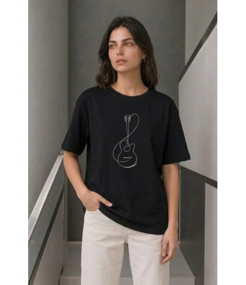 Minimal Gitar Baskılı Tişört T-Shirt Yazlık Kısa Kol Bisiklet Yaka T-Shirt - Siyah Minimal Gitar Baskılı Tişört T-Shirt Yazlık Kısa Kol Bisiklet Yaka T-Shirt - Siyah