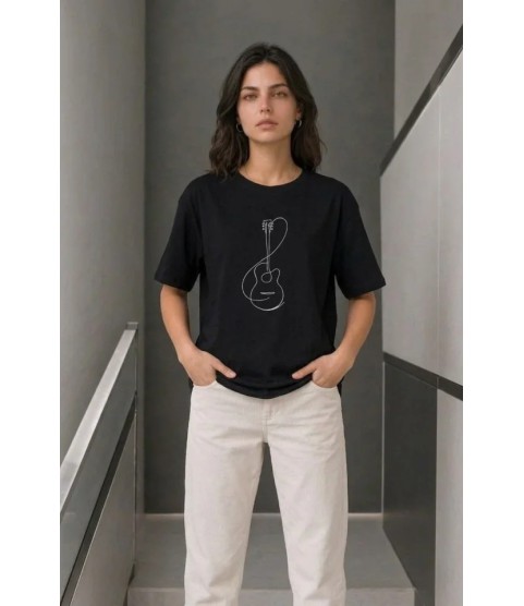 Minimal Gitar Baskılı Tişört T-Shirt Yazlık Kısa Kol Bisiklet Yaka T-Shirt - Siyah Minimal Gitar Baskılı Tişört T-Shirt Yazlık Kısa Kol Bisiklet Yaka T-Shirt - Siyah