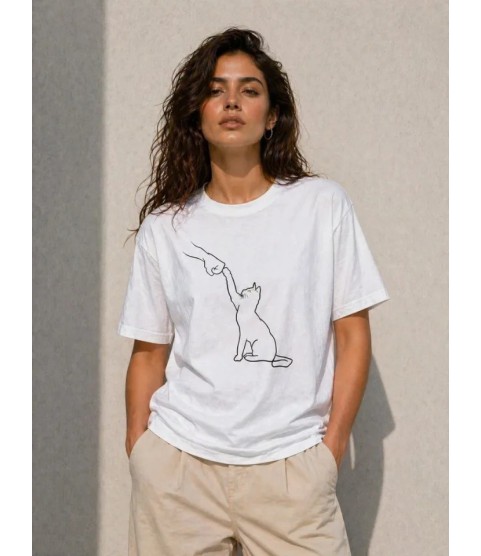 Minimal Kedi Çizim Baskılı Tişört Kısa Kol Yazlık T-Shirt - Beyaz Minimal Kedi Çizim Baskılı Tişört Kısa Kol Yazlık T-Shirt - Beyaz
