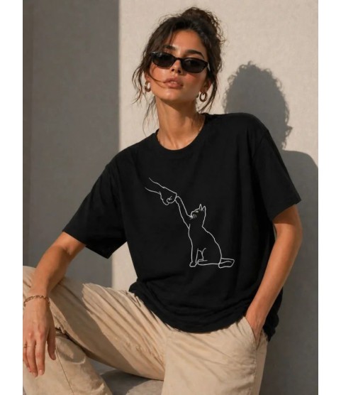 Minimal Kedi Çizim Baskılı Tişört Kısa Kol Yazlık T-Shirt - Siyah Minimal Kedi Çizim Baskılı Tişört Kısa Kol Yazlık T-Shirt - Siyah