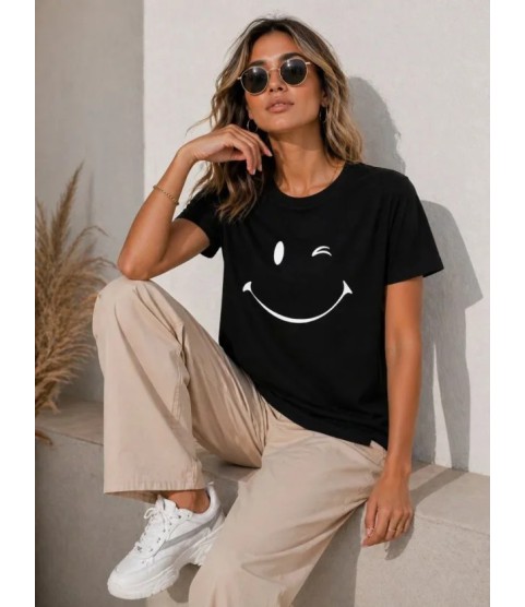 Minimal Gülümseyen Yüz Baskılı Tişört Kısa Kol Yazlık T-Shirt - Siyah Minimal Gülümseyen Yüz Baskılı Tişört Kısa Kol Yazlık T-Shirt - Siyah