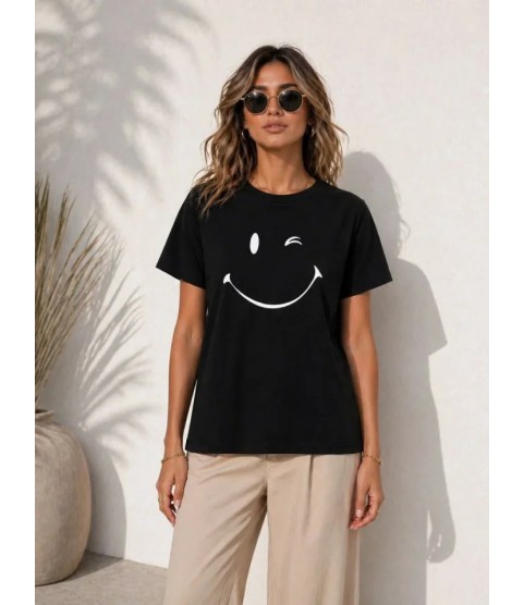 Minimal Gülümseyen Yüz Baskılı Tişört Kısa Kol Yazlık T-Shirt - Siyah Minimal Gülümseyen Yüz Baskılı Tişört Kısa Kol Yazlık T-Shirt - Siyah