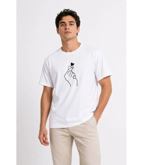 Erkek Kore Parmak Kalp Aşk Temalı Minimal Baskılı Tişört Yazlık Kısa Kol T-Shirt - Beyaz