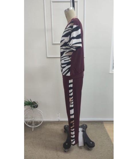 Kadın Kısa Kollu Bisiklet Yaka Zebra Desen Bluz Ve Pantolon Ikili Takım