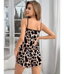 Kadın Ip Askılı Yuvarlak Yaka Bluz Ve Short Süprem Ikili Takım